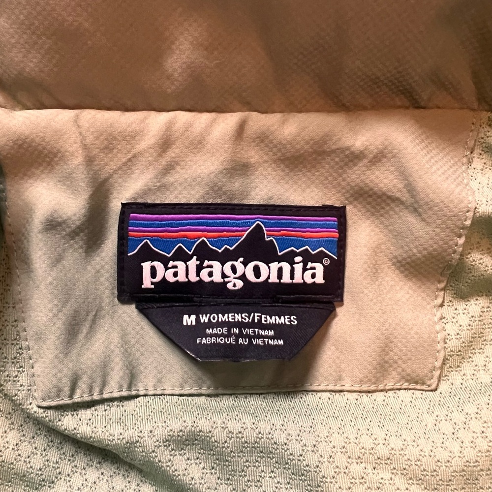 Patagonia Lightweight Green Jacket - Picture 5 of 7